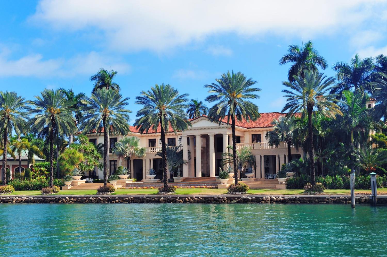 Miami-luxury-house-1